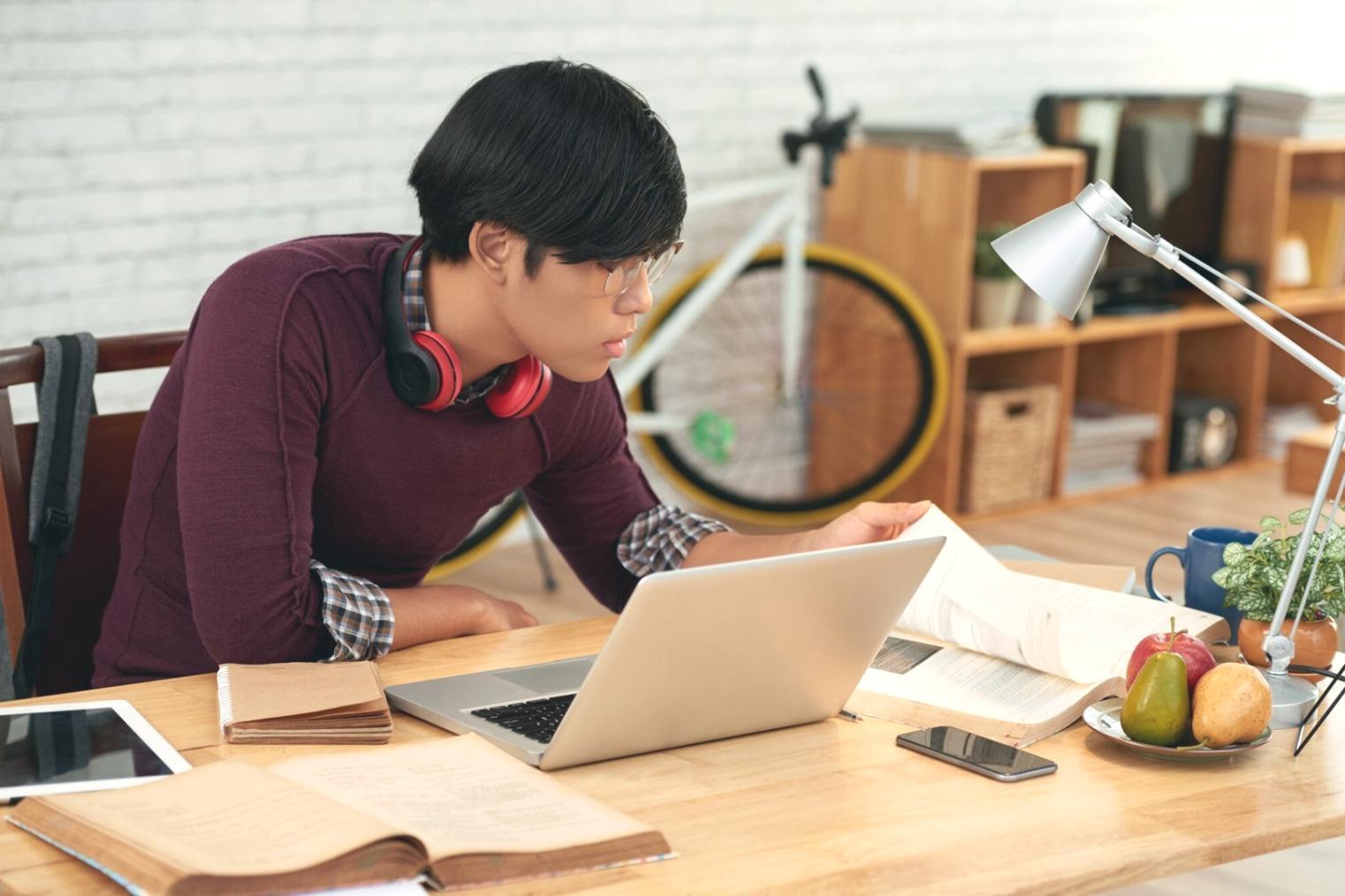 Çok oyunculu oyun geliştirme sürecinde teknik planlama ve proje yönetimi
